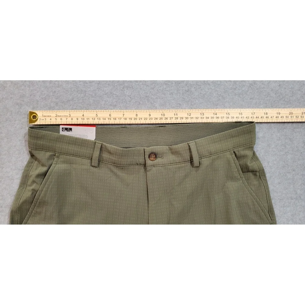 Greg Norman Men's Stretch Shorts Green,‎ Polyester/Spandex, Size 34